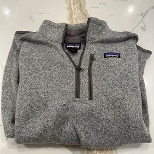 Patagonia Men's Quarter Zip-Up Sweater in Heather Gray